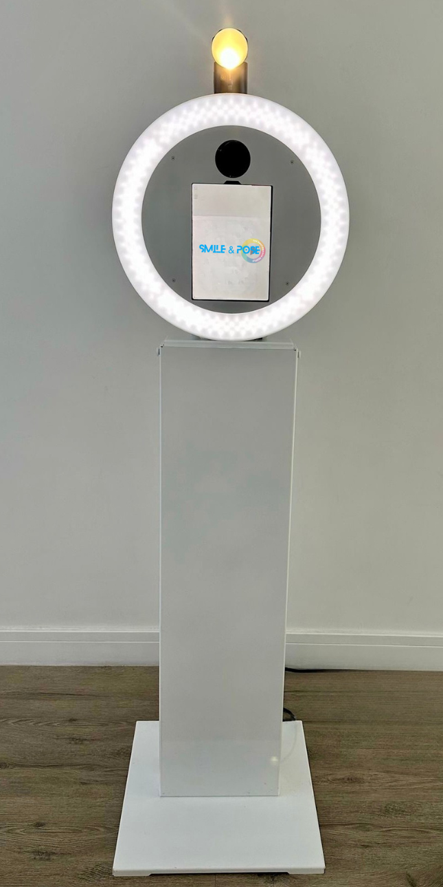 Smile-and-pose-Photo-Booth-Hire-Manchester-corporate-event-party.Photo-Booth-Hire-Manchester-selfie-pod-white-no-backdrop