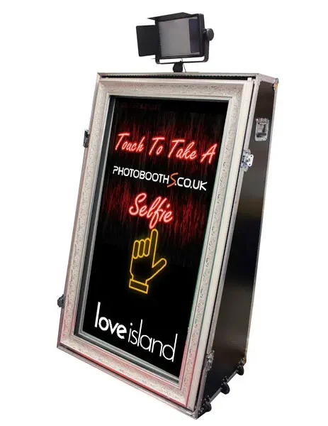 Smile-and-pose-Photo-Booth-Hire-Manchester-corporate-event-party.Photo-Booth-Hire-Manchester-Magicmirror-Main