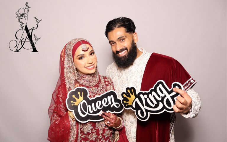 Smile-and-pose-Photo-Booth-Hire-Manchester-wedding-branded-overlay